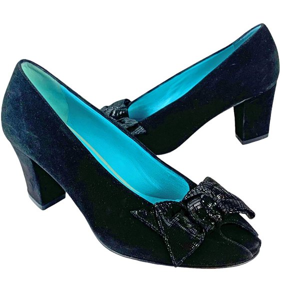 THIERRY RABOTIN Yvette Suede Peep-Toe Bow Pumps ***NWOB - Picture 9 of 11